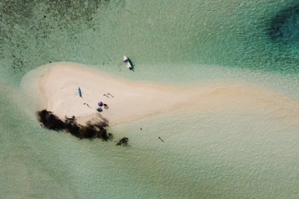 Rasdhoo, Sandbank | Maldives Itinerary