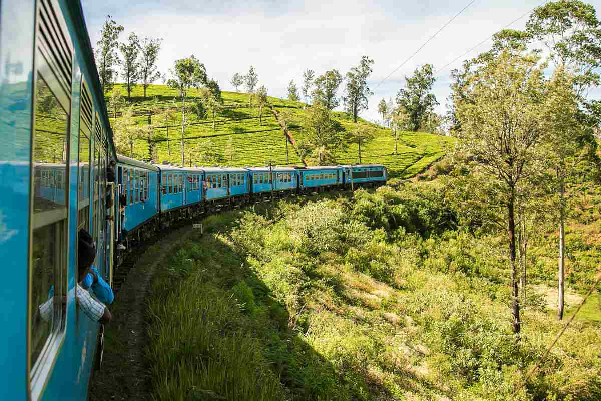 Kandy To Ella Train Ride In Sri Lanka - Full Guide 2024