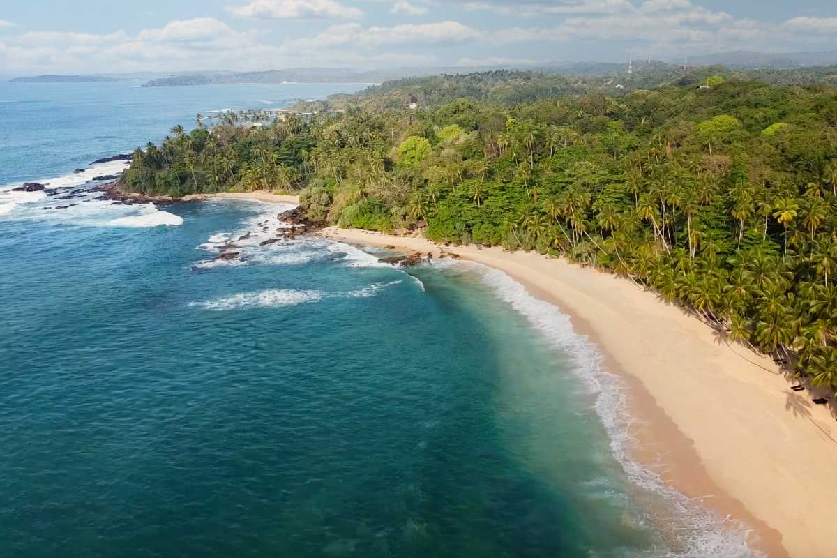 Silent Beach In Tangalle Sri Lanka - Complete Guide 2024