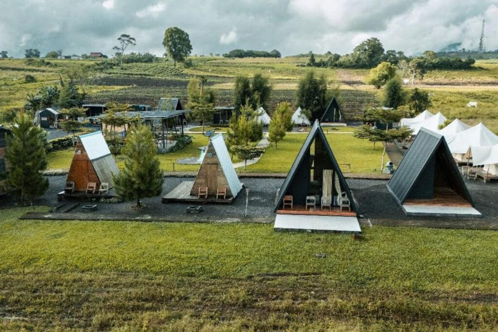 Best hotels Tomohon with tropical views and comfortable stays